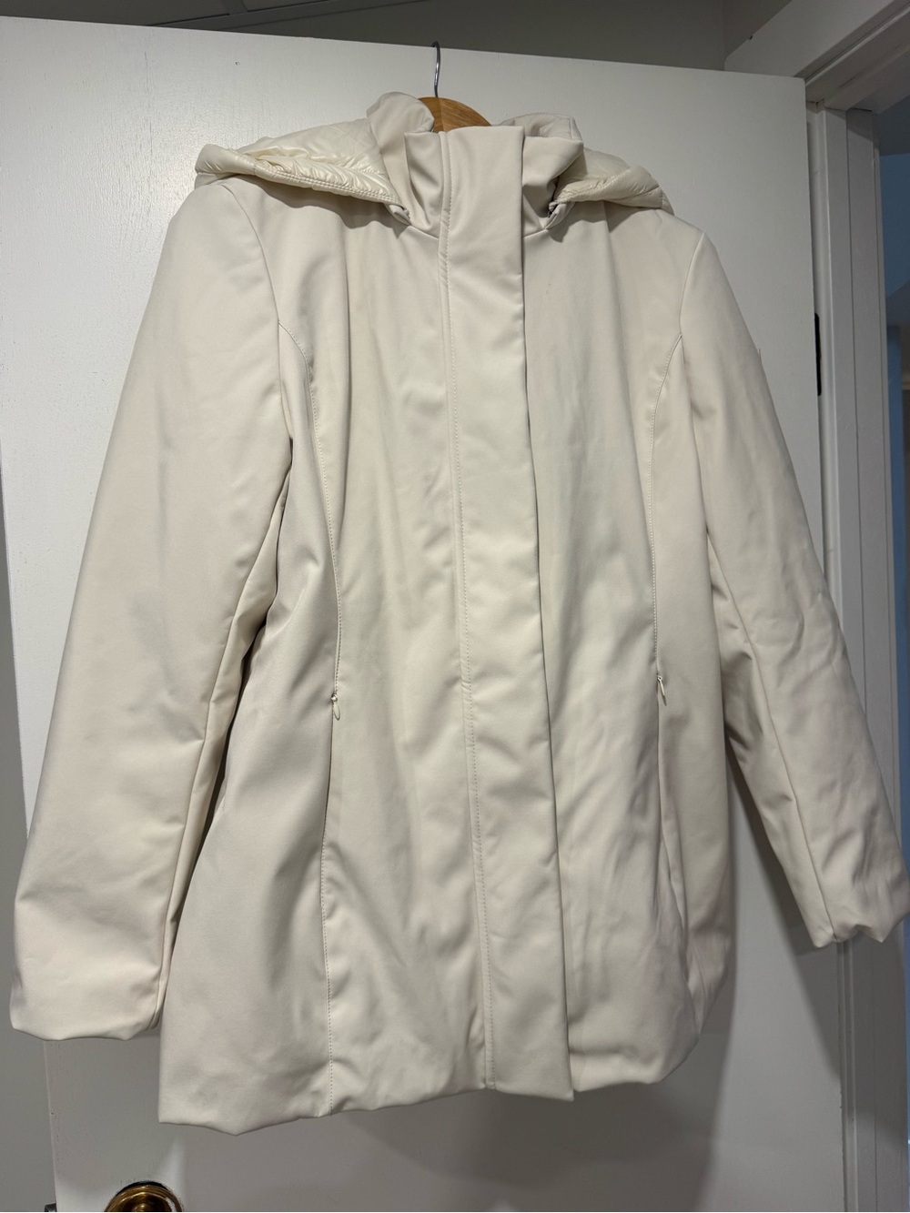 Guess Cream Hooded Puffer Coat